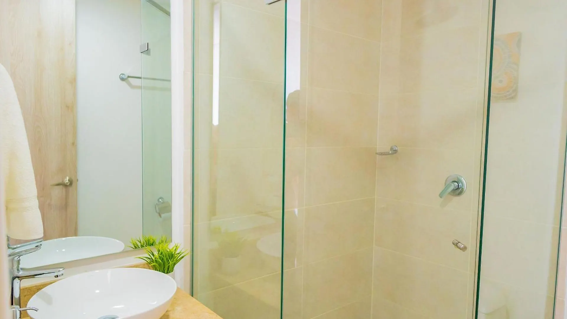 U-Go Elegante Apto En Crespo Con Vista Al Oceano Cartagena 0*,